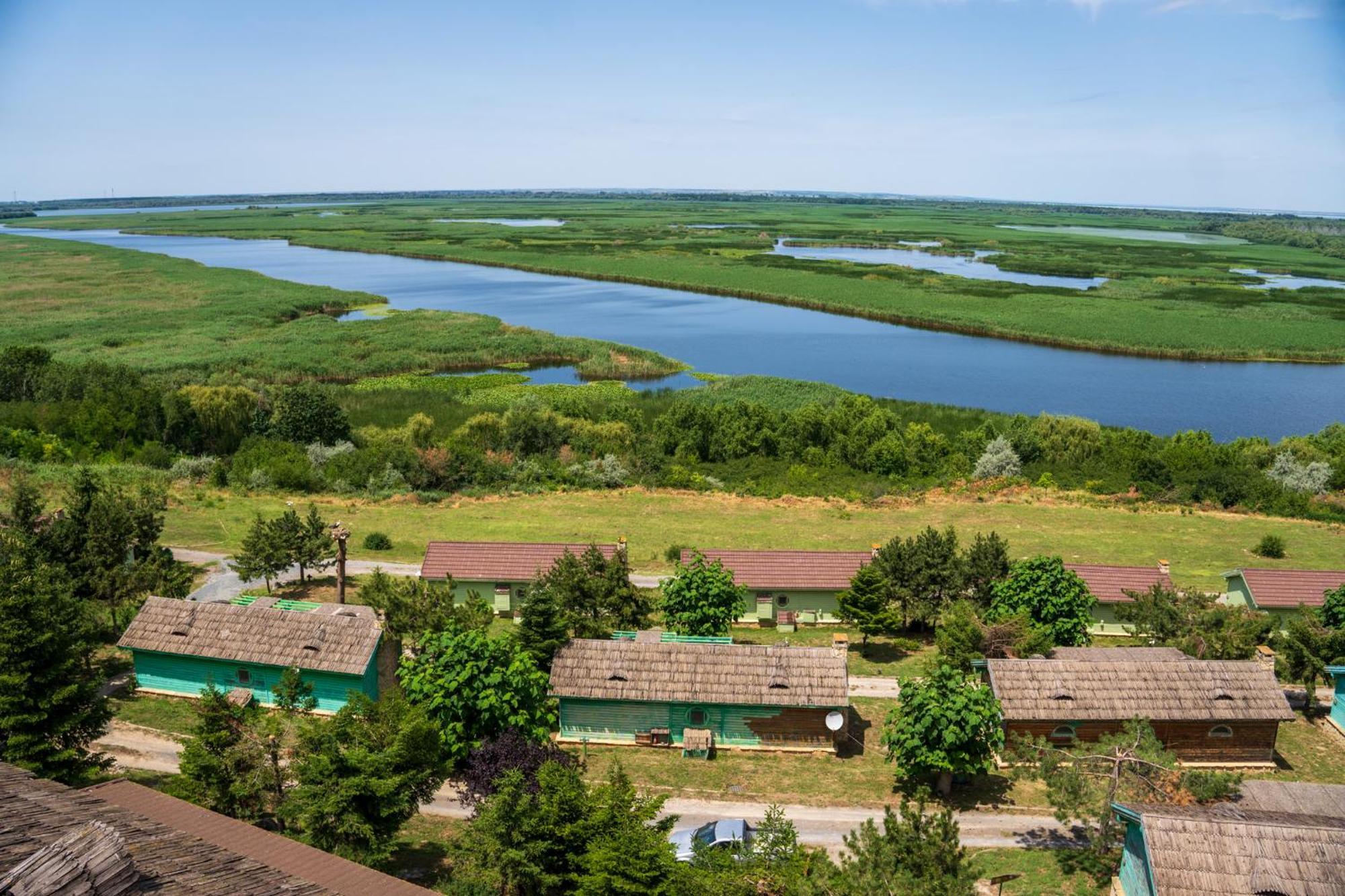 Delta Nature Resort Тулча Экстерьер фото